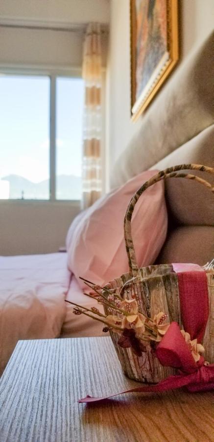 City Center Cute And Comfy Apartment - Ajia Apartments Тирана Екстериор снимка